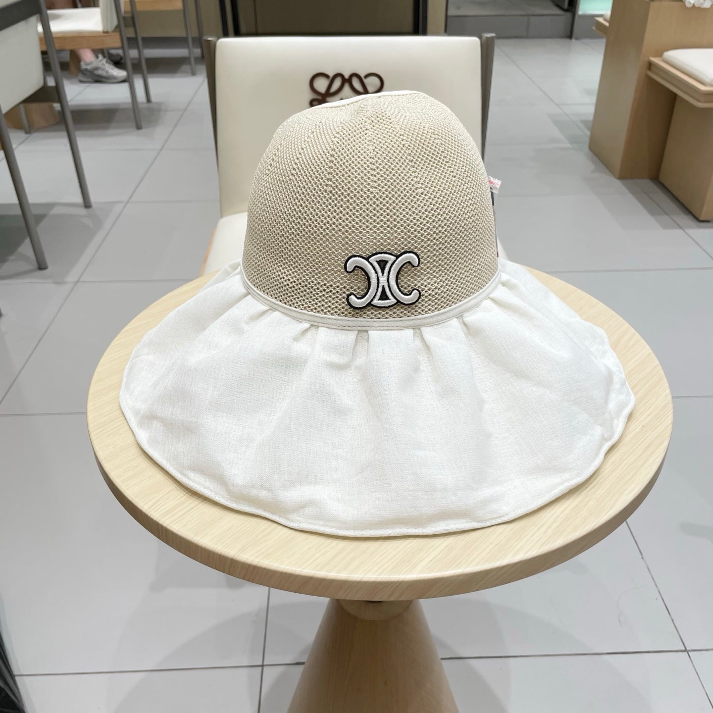 WIDE BRIM HALF HEAD HAT MODEL 650677 IN BEIGE MESH FABRIC – Bags Maison